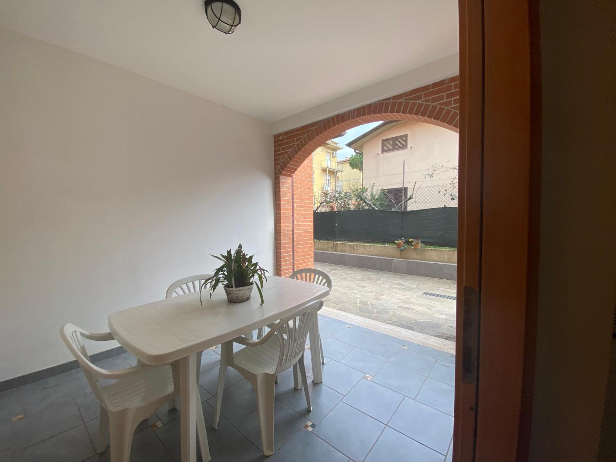 I Portici Appartamenti Marina di Grosseto Exterior foto