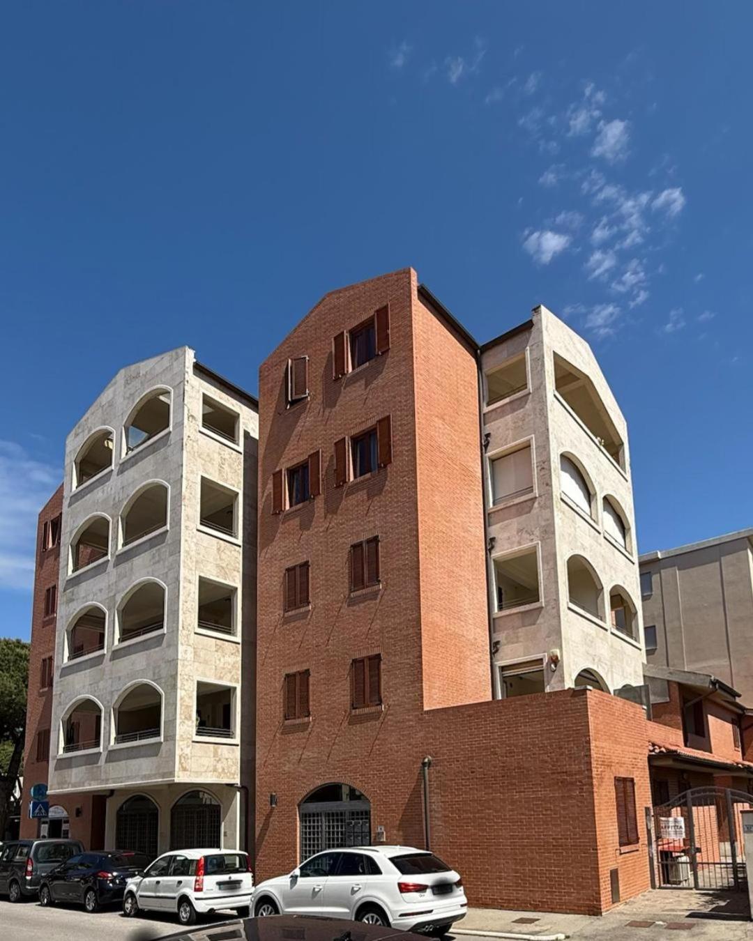 I Portici Appartamenti Marina di Grosseto Exterior foto